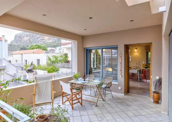 Monemvasia Modern Flat With Partial View