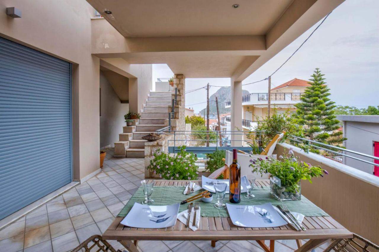 Modern Flat With Partial View Apartment