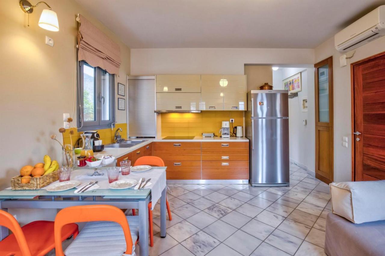 Modern Flat With Partial View