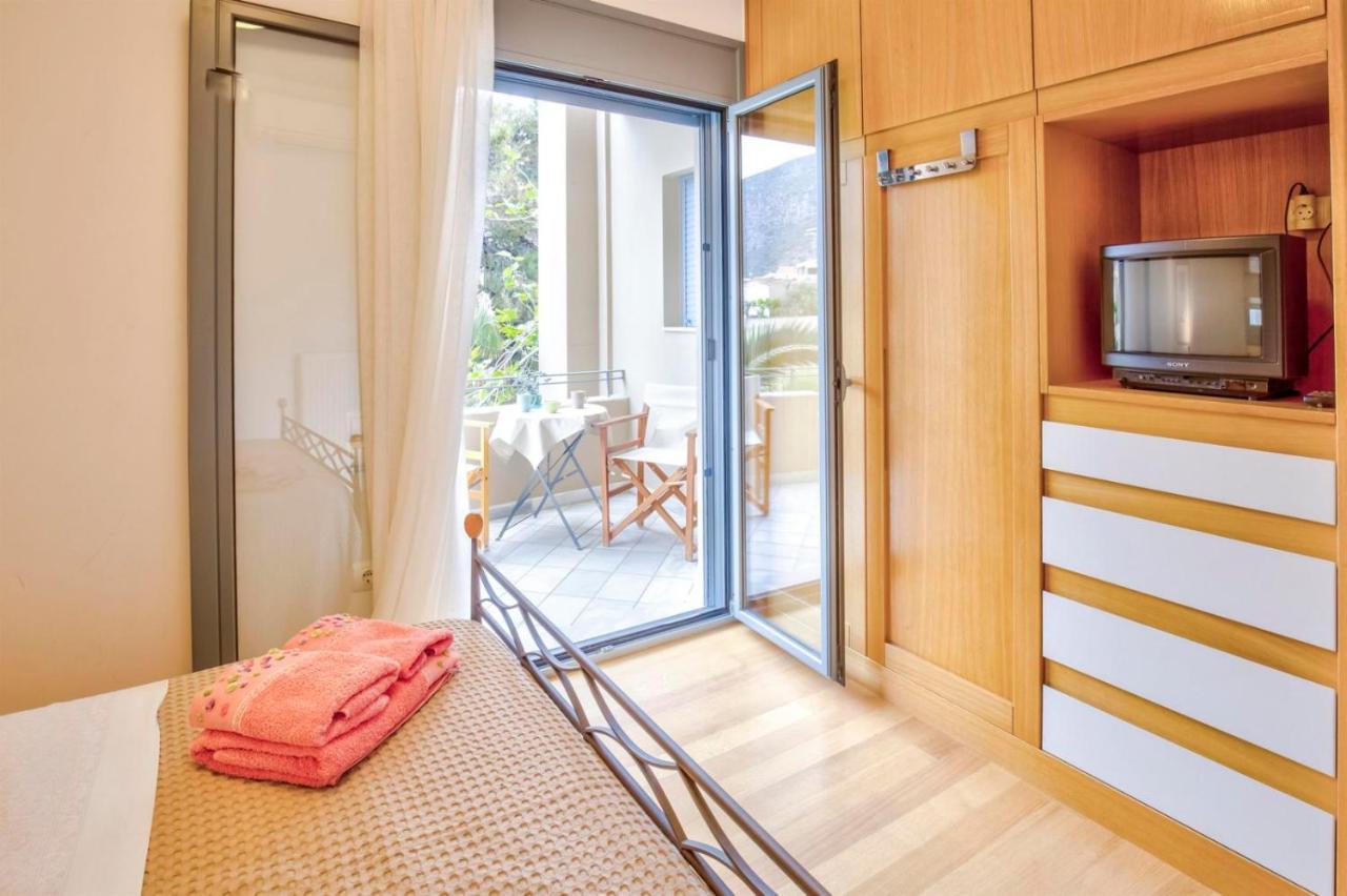Modern Flat With Partial View Monemvasia